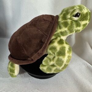 Destination Nation realistic sea turtle plushies green color